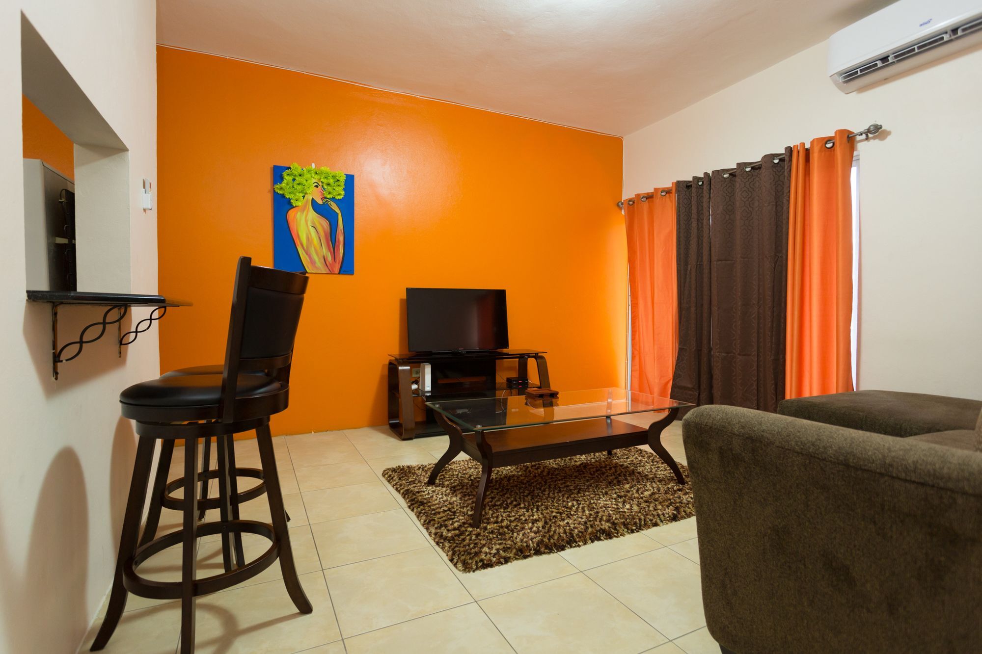 The Embassy Luxury Apt Crystal Towers II Kingston Extérieur photo
